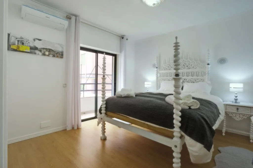 Saldanha Election Pliving Apartment 0*, Lissabon